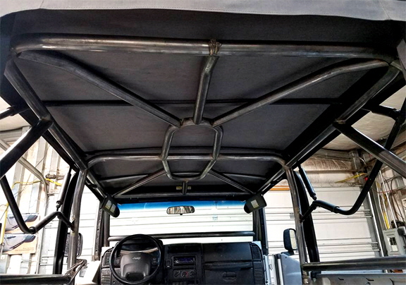Extreme Jeep Roll Cage with perfect fit.